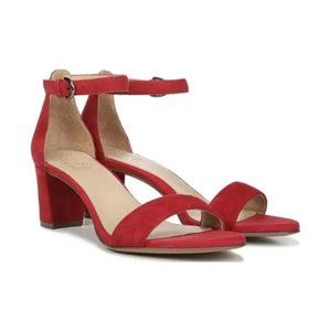 NIB Naturalizer Vera Women's Chunky Heel Sandals in Hot Sauce Suede